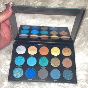 Hipdot Cenote Eyeshadow Palette